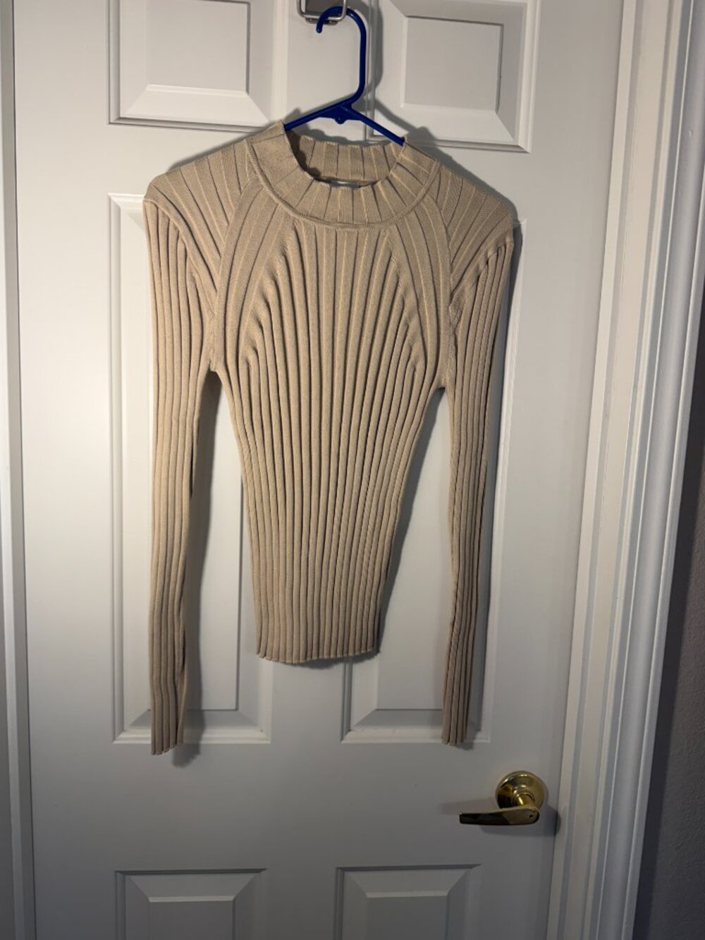Cabi Sweater - Picture 2 of 3